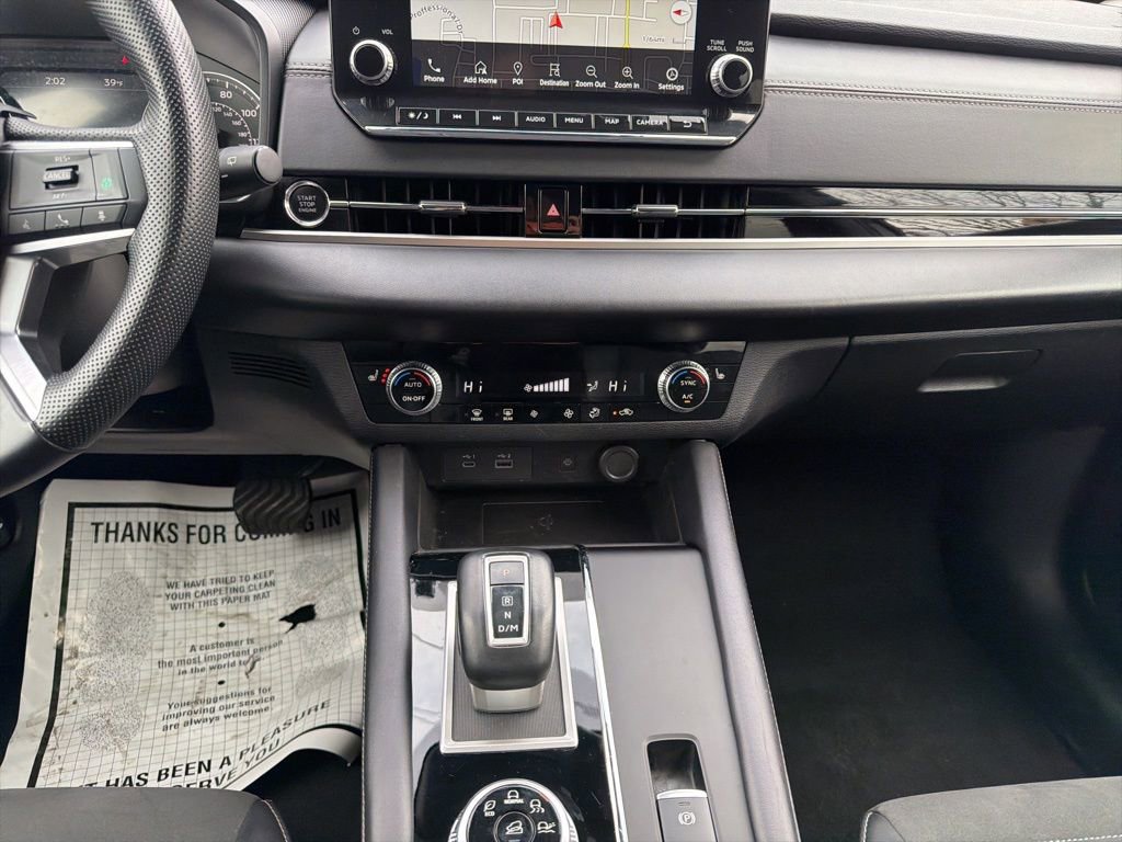 Used 2024 Mitsubishi Outlander SE image 15