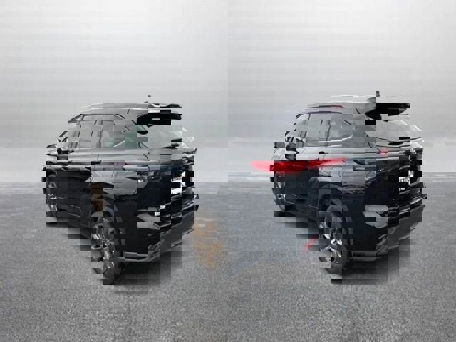 Used 2023 Toyota Highlander Bronze Edition image 7