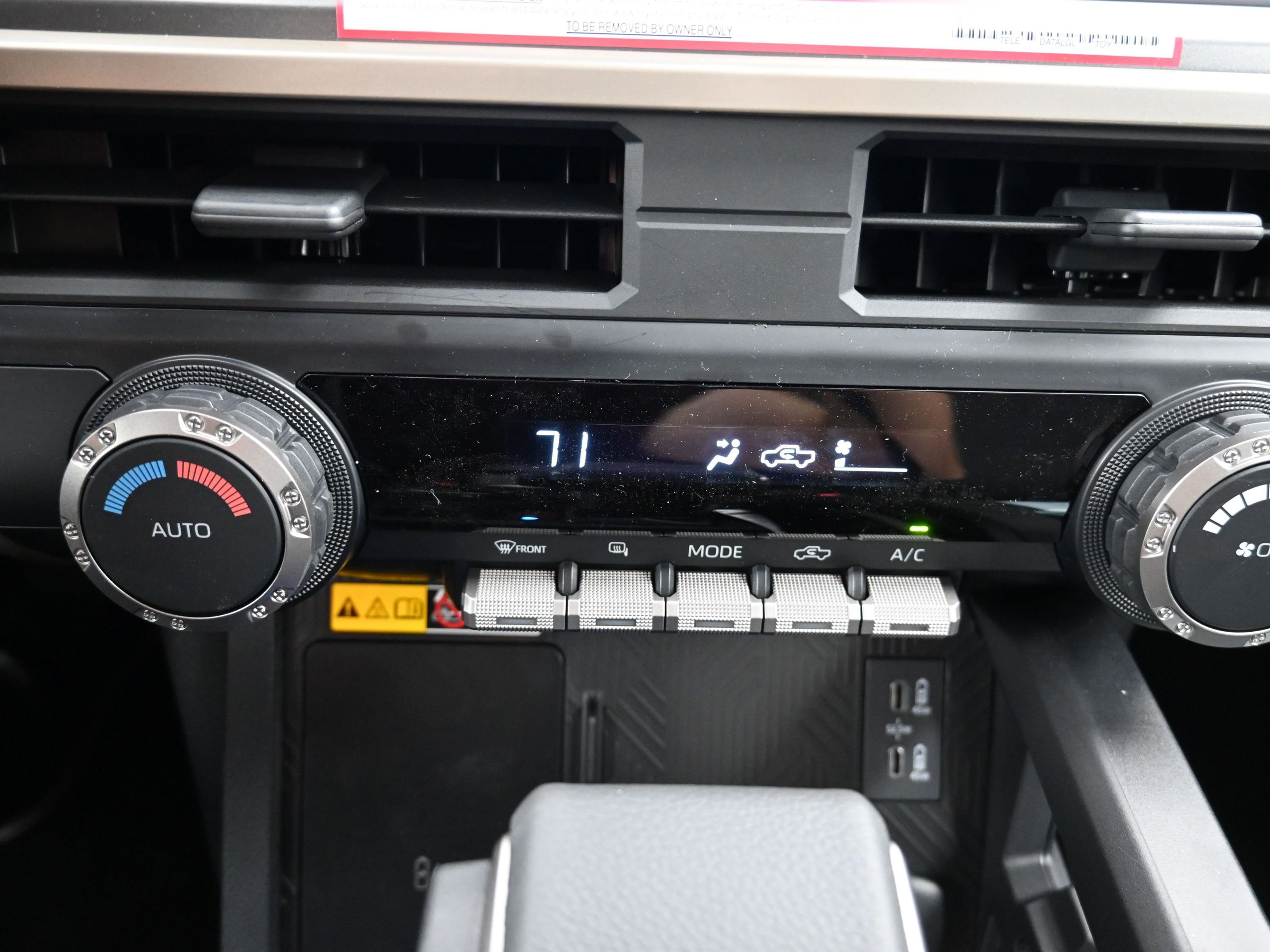 Used 2024 Toyota Tacoma SR5 w/ SR5 Upgrade Package image 17