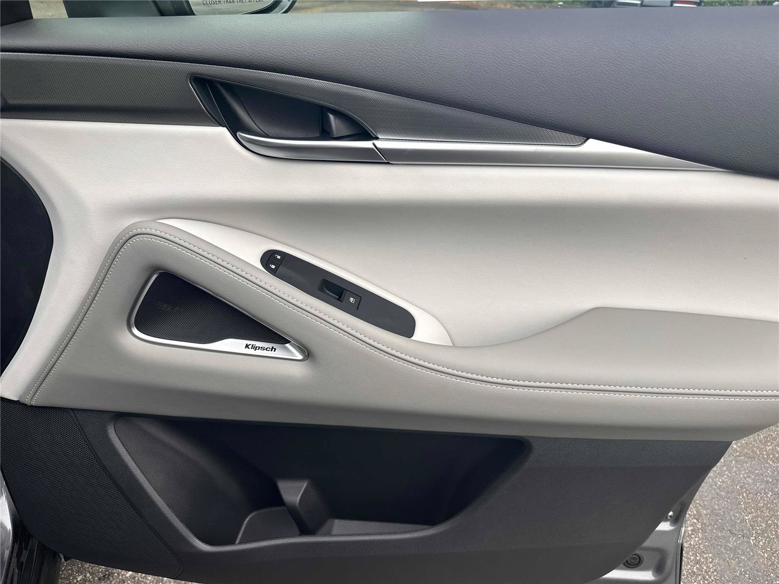 New 2027 INFINITI QX60 Luxe w/ Cargo Package FWD image 25