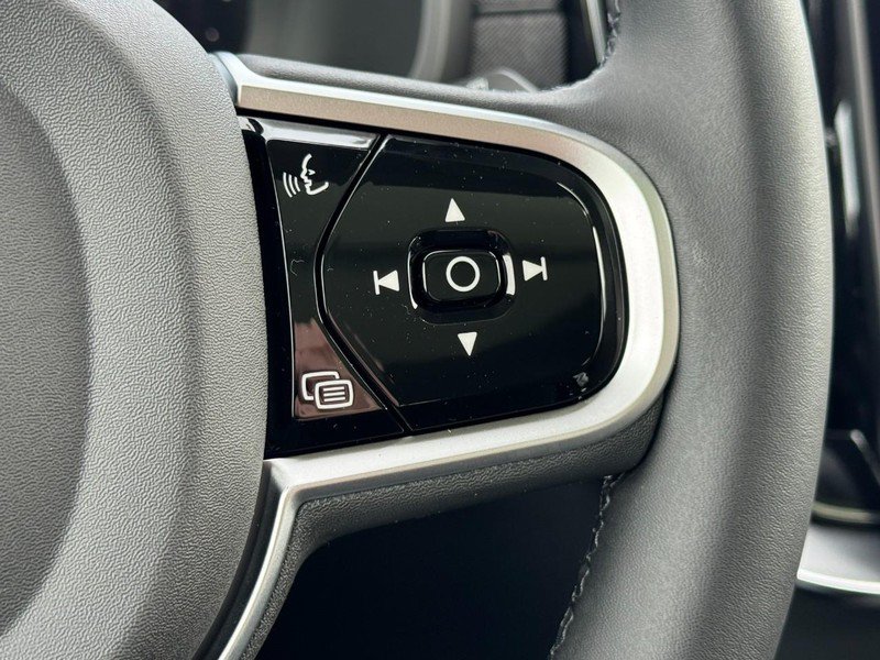 New 2026 Volvo XC90 T8 Ultra w/ Protection Package AWD/4WD image 12