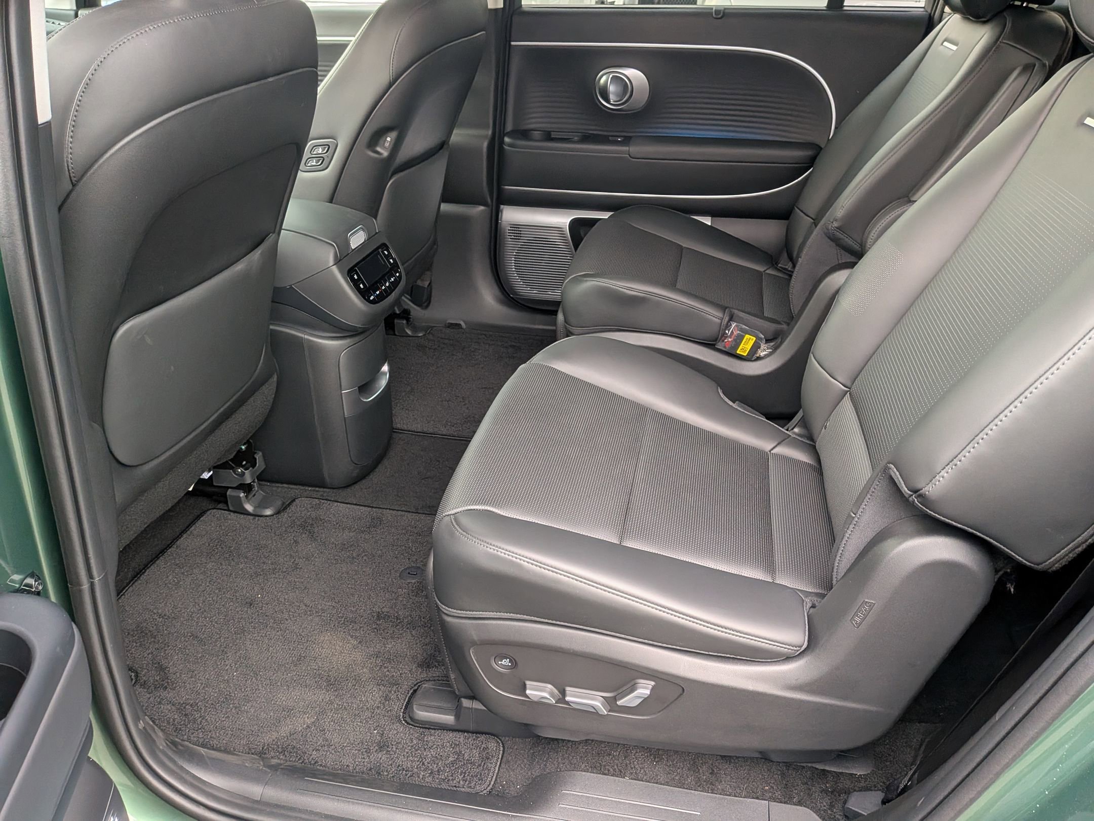 New 2026 Hyundai Ioniq 9 Limited image 20