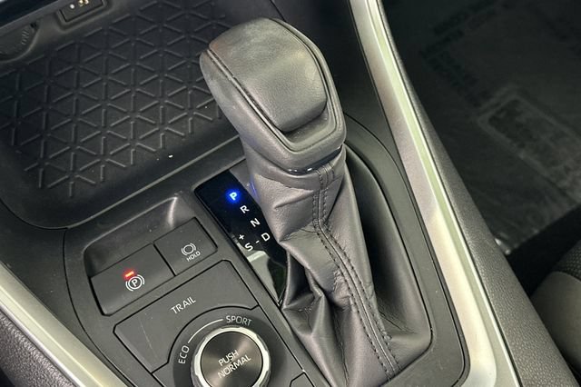 Used 2023 Toyota RAV4 LE AWD/4WD image 26