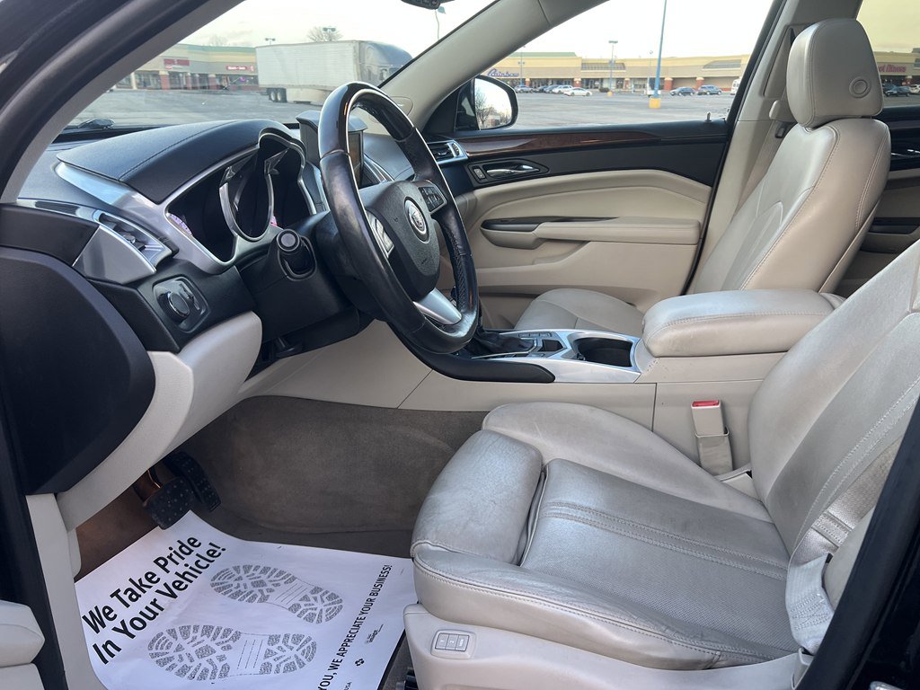 Used 2012 Cadillac SRX Luxury image 18