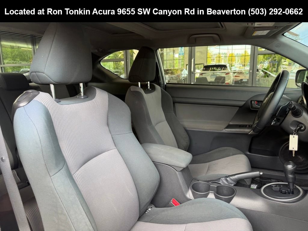 Used 2015 Scion tC FWD image 28