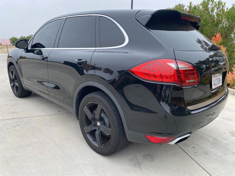 Used 2012 Porsche Cayenne AWD/4WD image 7