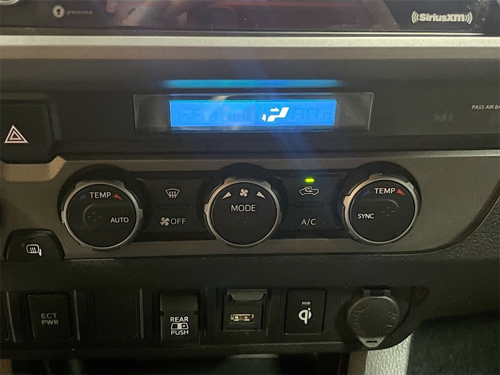 Used 2023 Toyota Tacoma TRD Off-Road image 15