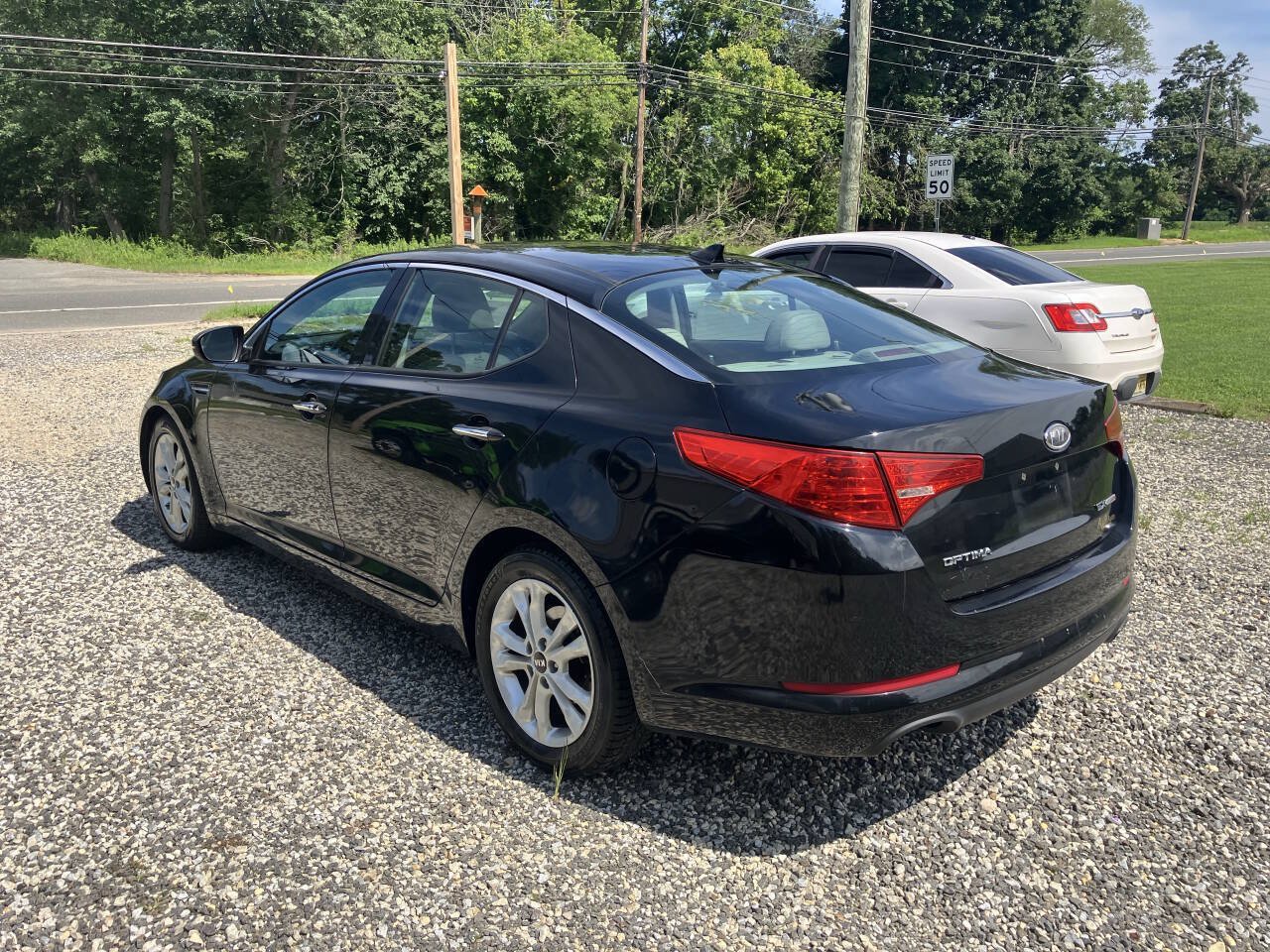 Used 2011 Kia Optima EX w/ Premium Pkg FWD image 9