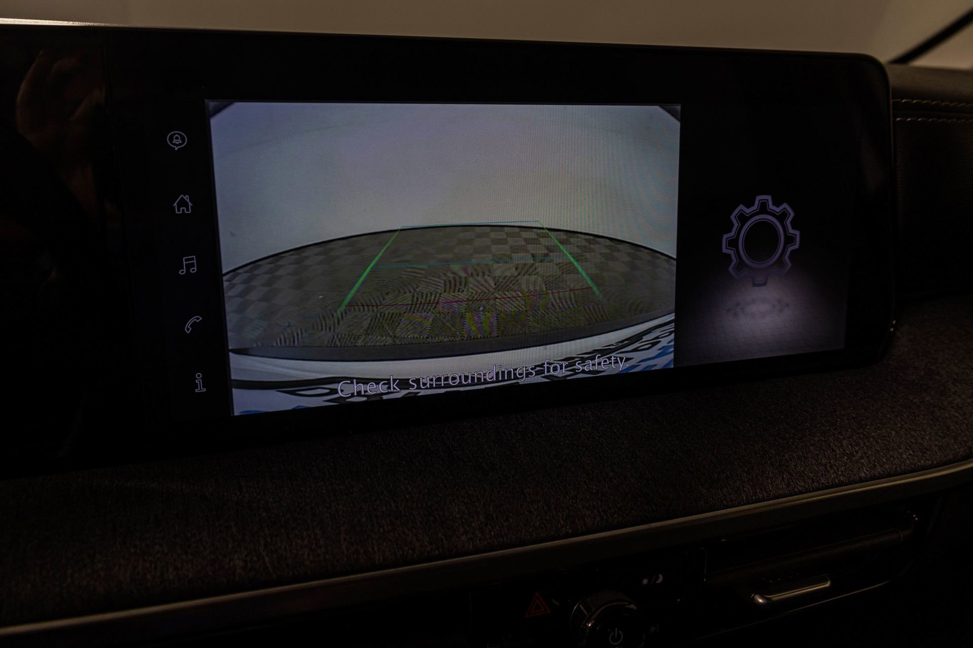 Used 2025 Nissan Kicks SV image 13