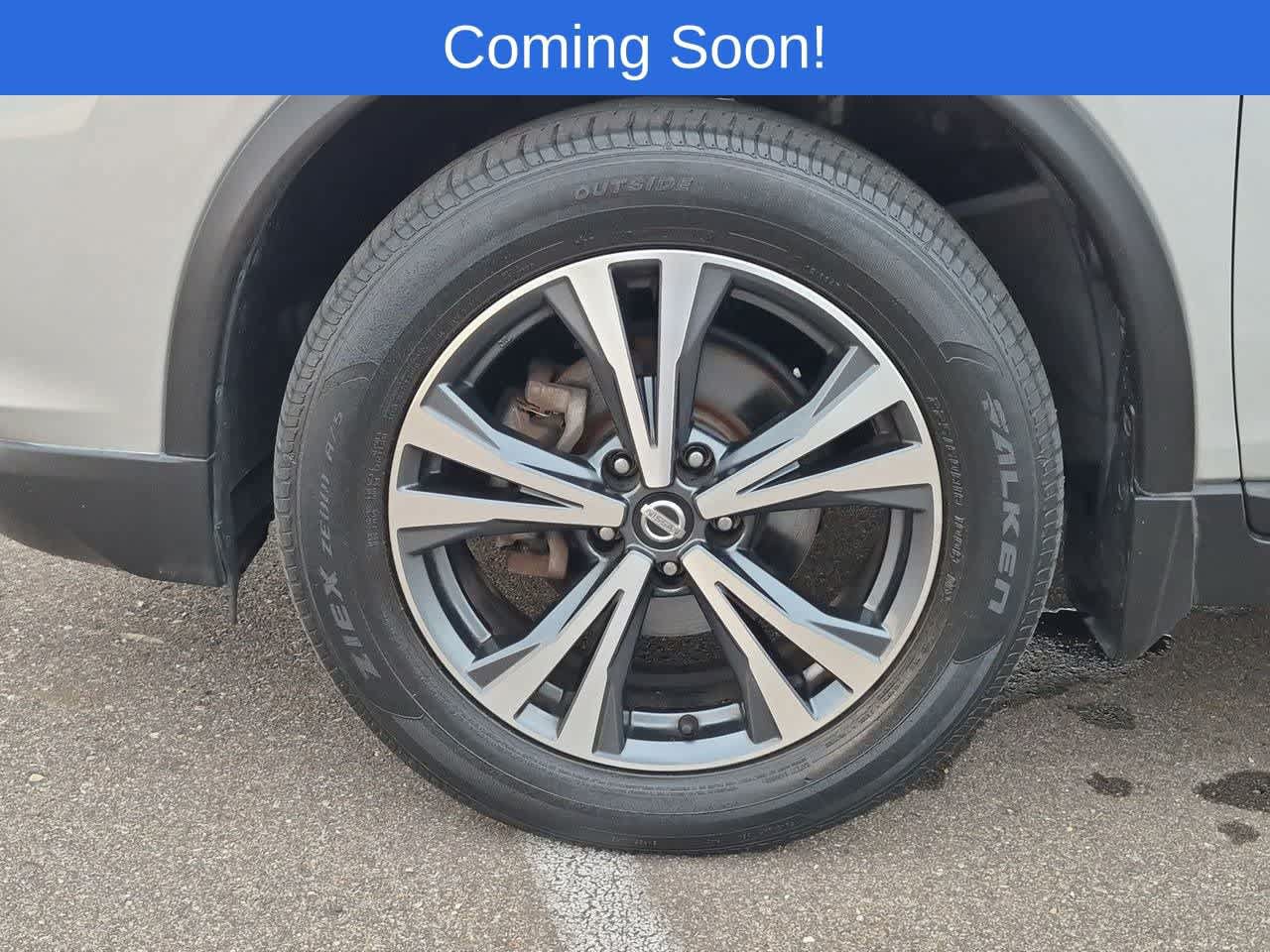 Used 2017 Nissan Rogue SL w/ SL Premium Package AWD/4WD image 5