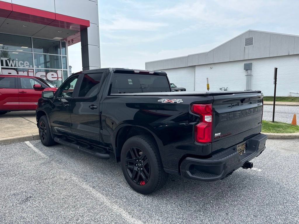 Used 2022 Chevrolet Silverado 1500 RST w/ Redline Edition AWD/4WD image 7