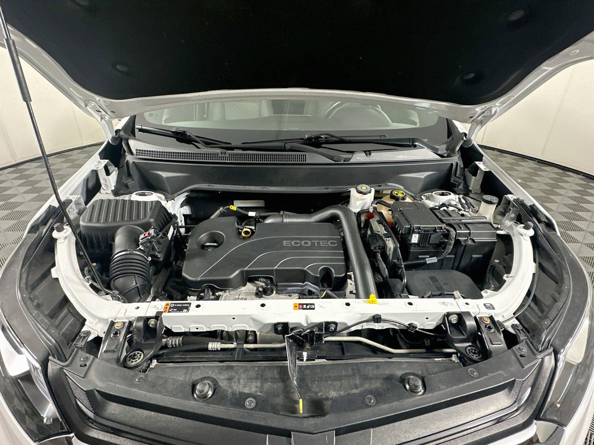 Used 2019 Chevrolet Equinox LT w/ Sun & Navigation Package AWD/4WD image 33