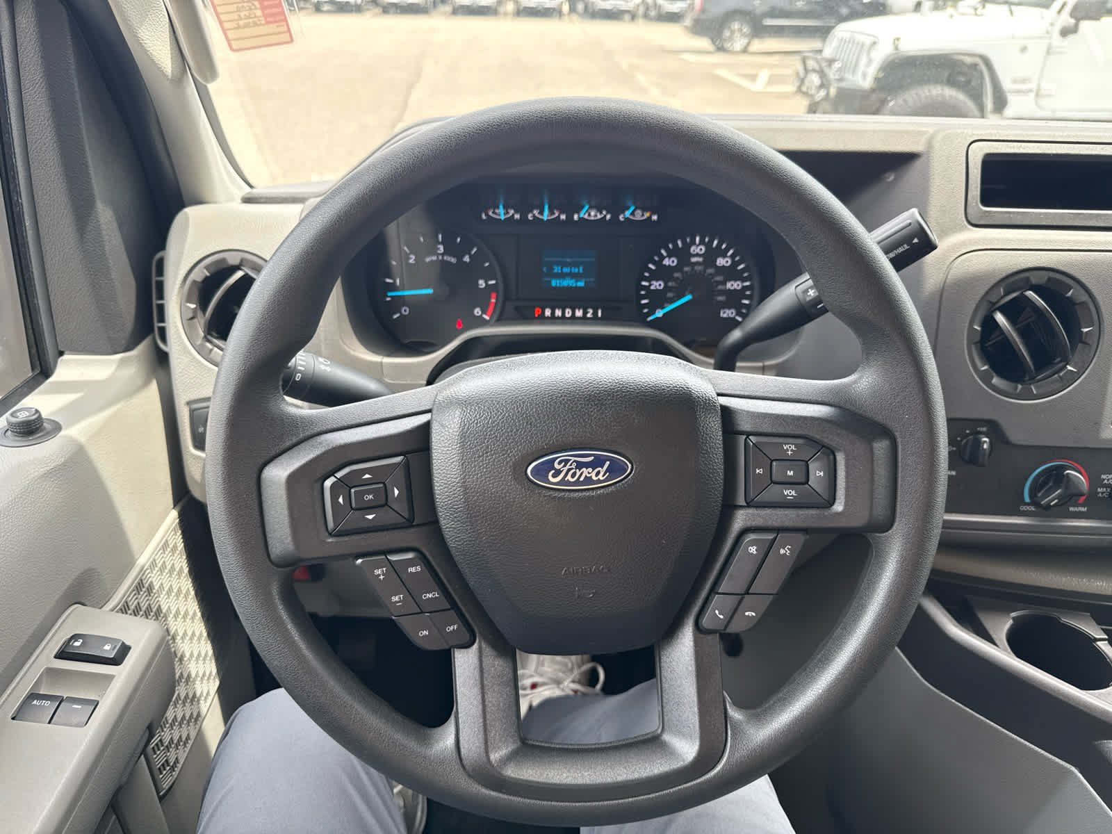 Used 2024 Ford E-350 and Econoline 350 Super Duty w/ Power Windows & Locks Group RWD image 17