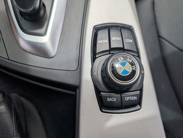 Used 2018 BMW 320i Sedan image 24
