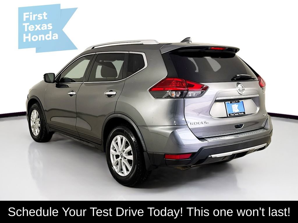 Used 2017 Nissan Rogue SV FWD image 6