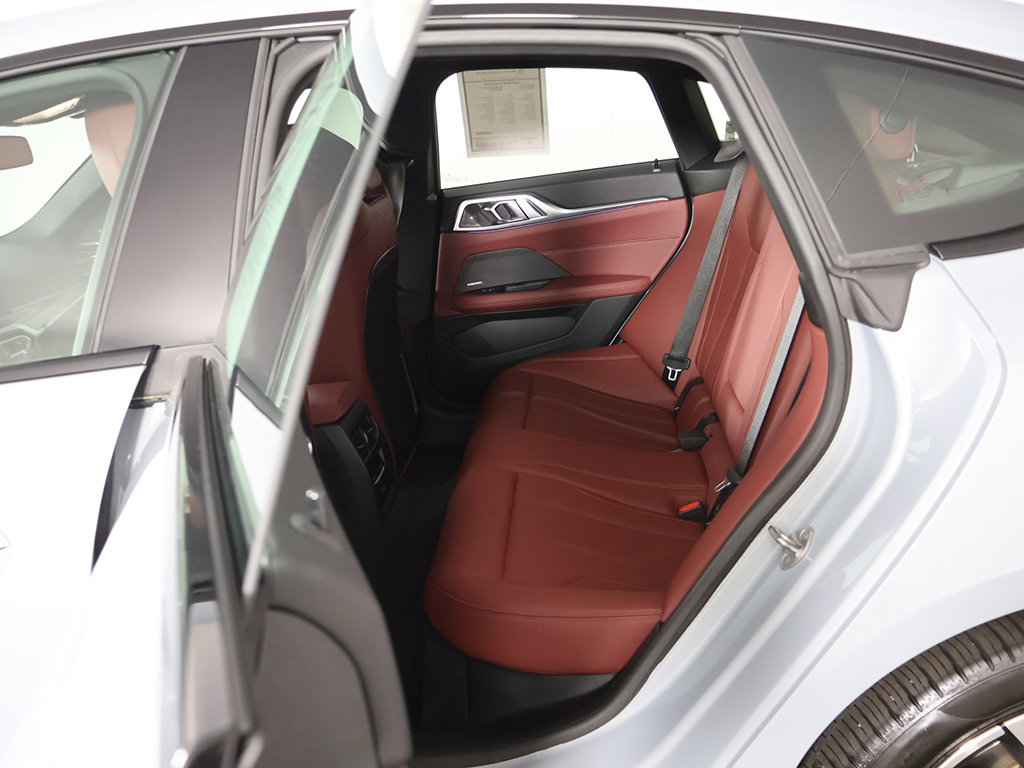 Used 2024 BMW i4 eDrive40 w/ M Sport Package RWD image 33