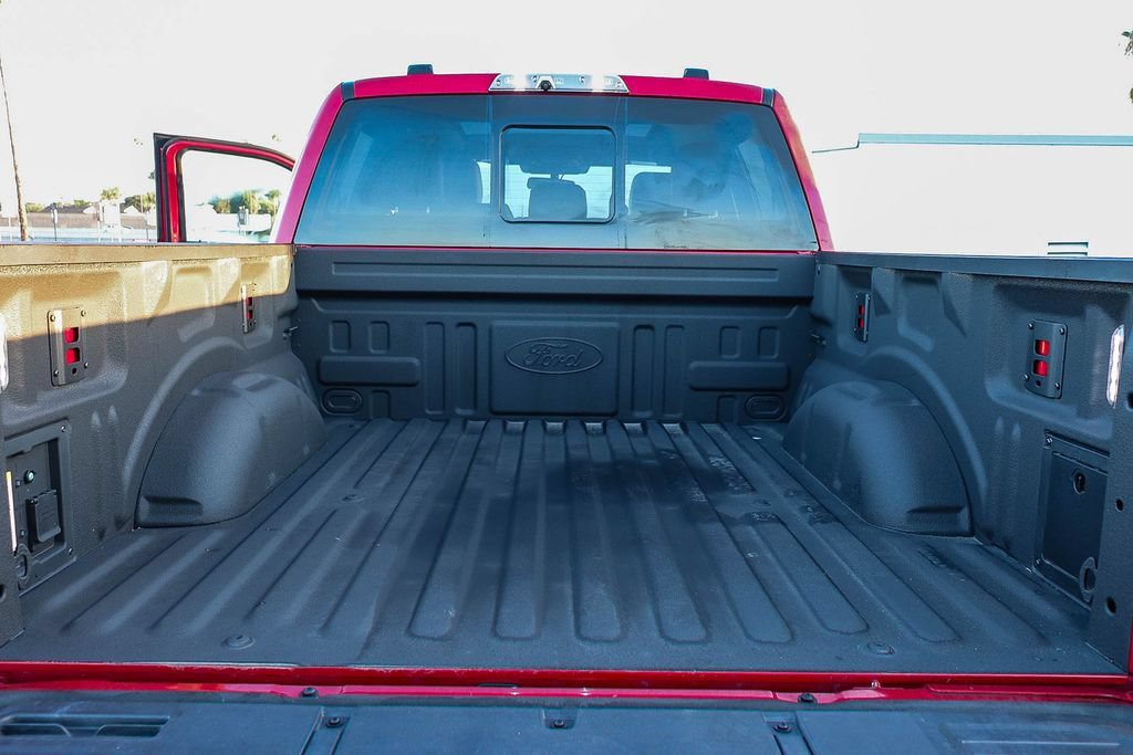 Used 2025 Ford F150 Raptor AWD/4WD image 29