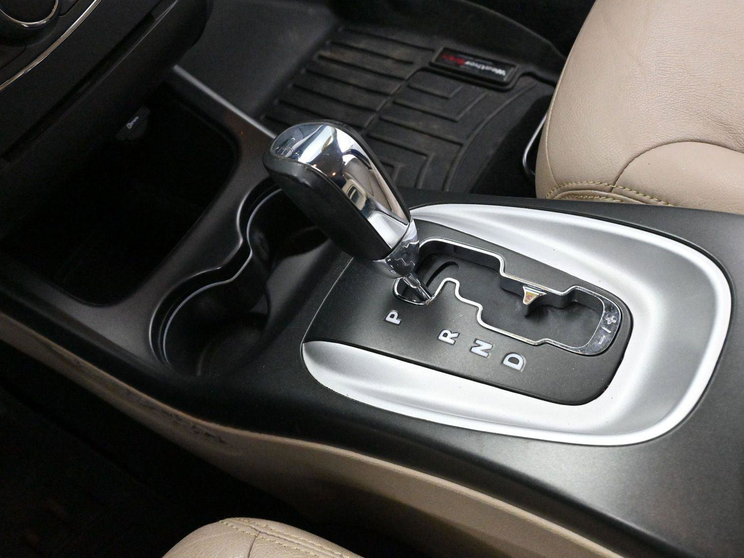 Used 2013 Dodge Journey SXT w/ Flexible Seating Group image 21