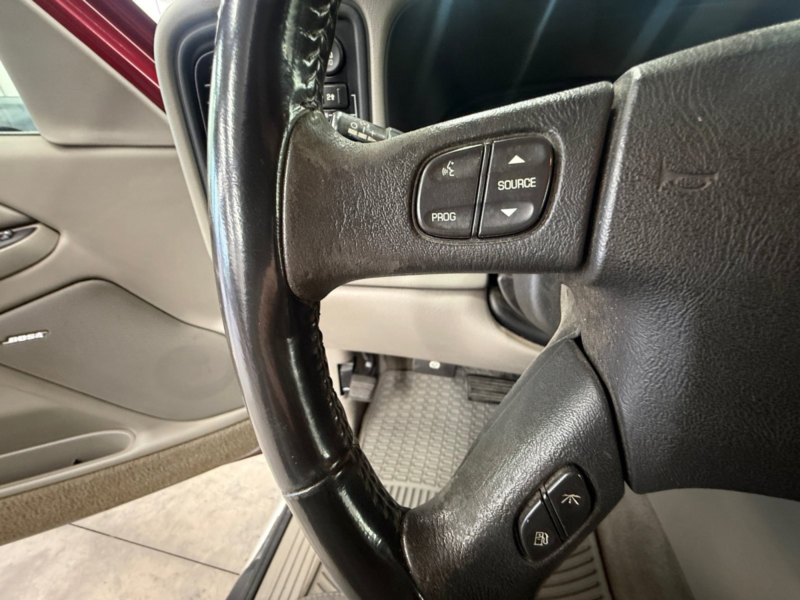 Used 2004 Chevrolet Silverado 1500 4x4 Crew Cab w/ Z71 Convenience Package 2 image 17