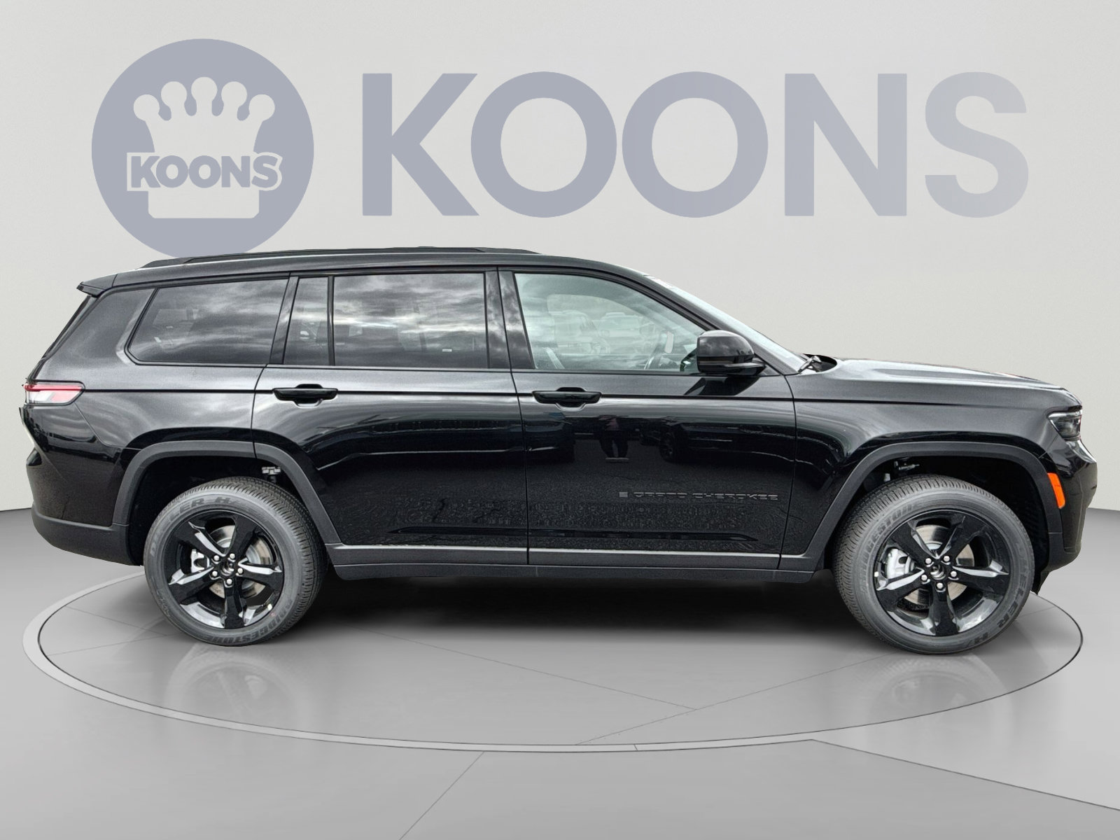 New 2025 Jeep Grand Cherokee L Altitude AWD/4WD image 8