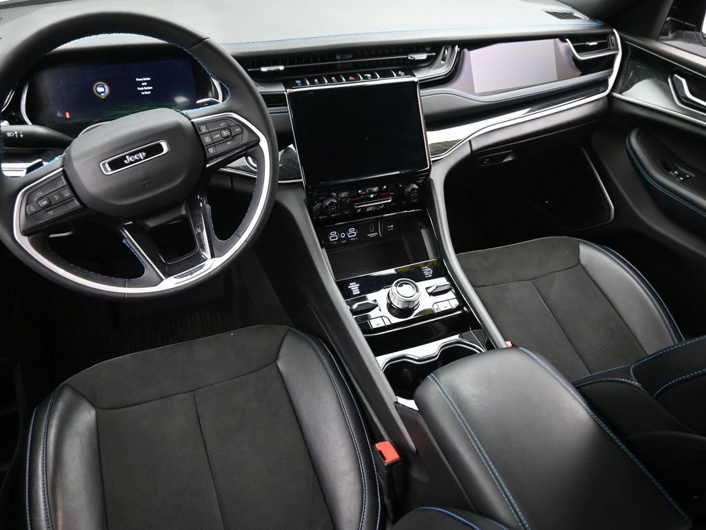 Used 2023 Jeep Grand Cherokee Trailhawk w/ Advanced Protech Group II image 12