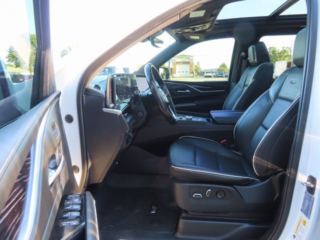 Used 2022 Cadillac Escalade ESV Sport image 18