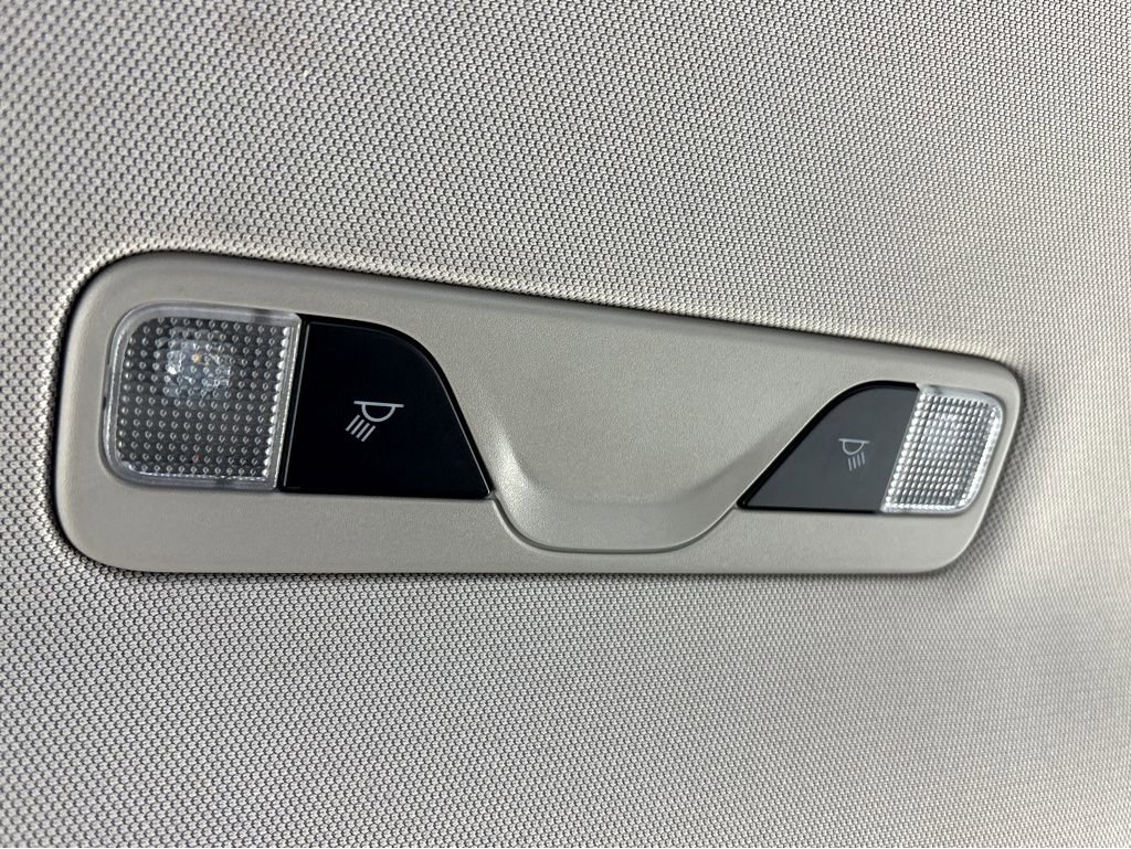 Used 2020 Chevrolet Impala Premier w/ Premier Confidence Package FWD image 28