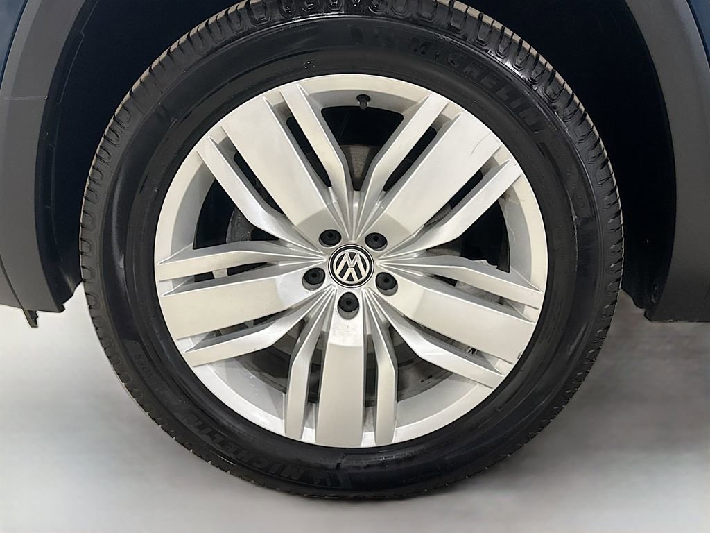 Used 2018 Volkswagen Atlas SEL Premium image 42