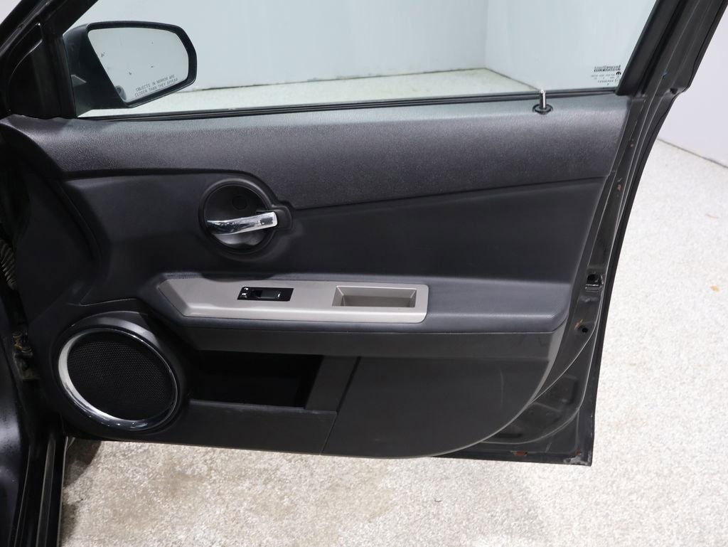 Used 2010 Dodge Avenger R/T image 23