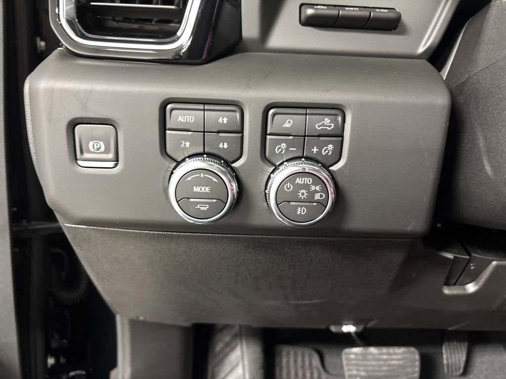 New 2026 GMC Sierra 2500 Denali Ultimate w/ Max Trailering Package image 39