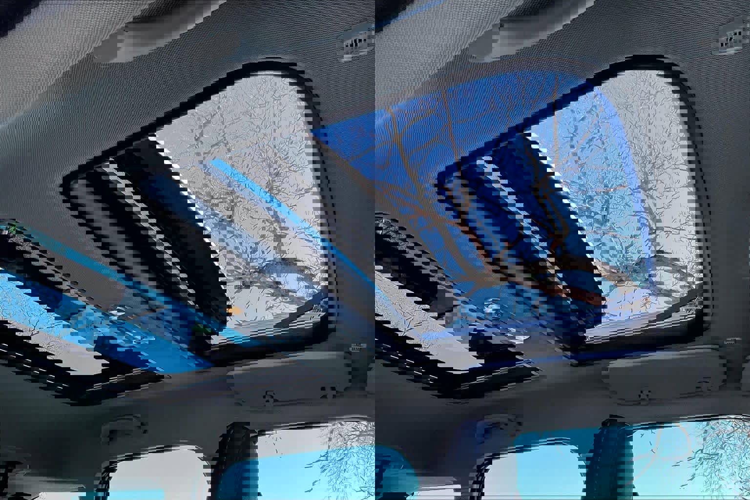 Used 2022 MINI Cooper Countryman S w/ Premium Package image 14