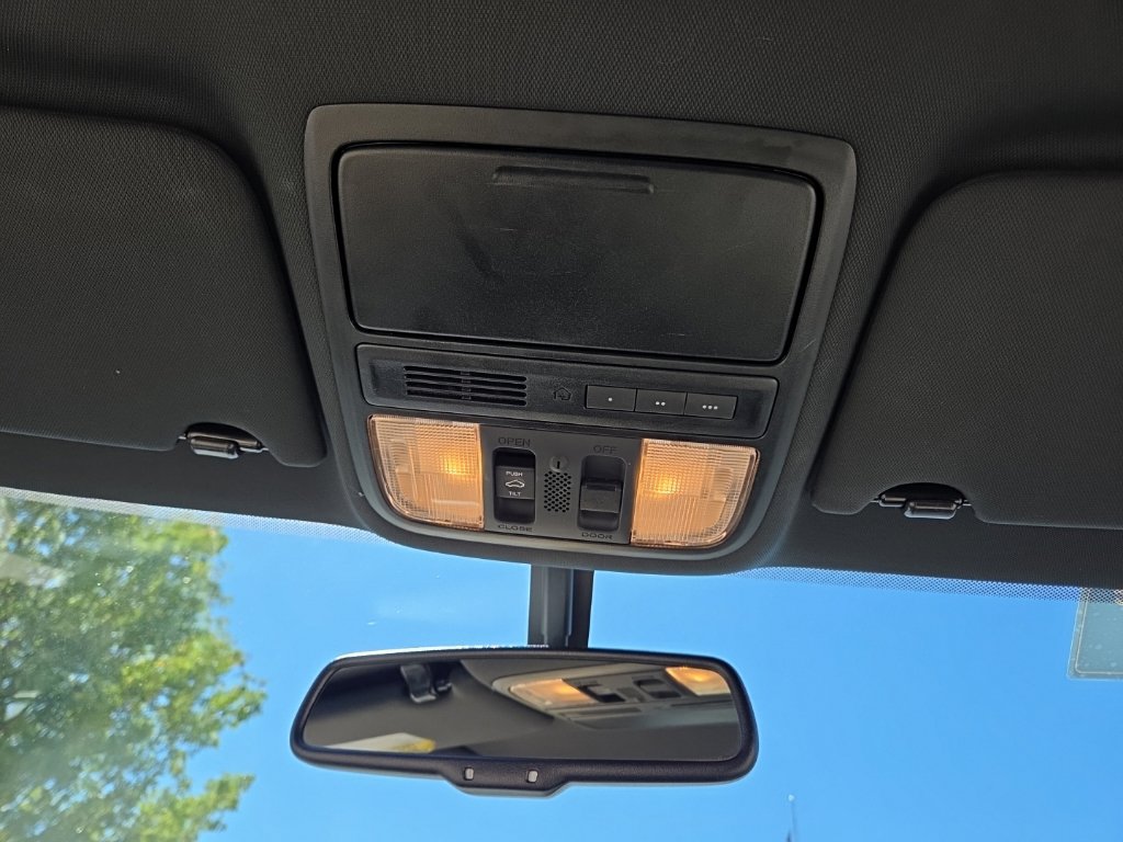 Certified 2017 Honda Accord EX-L image 22
