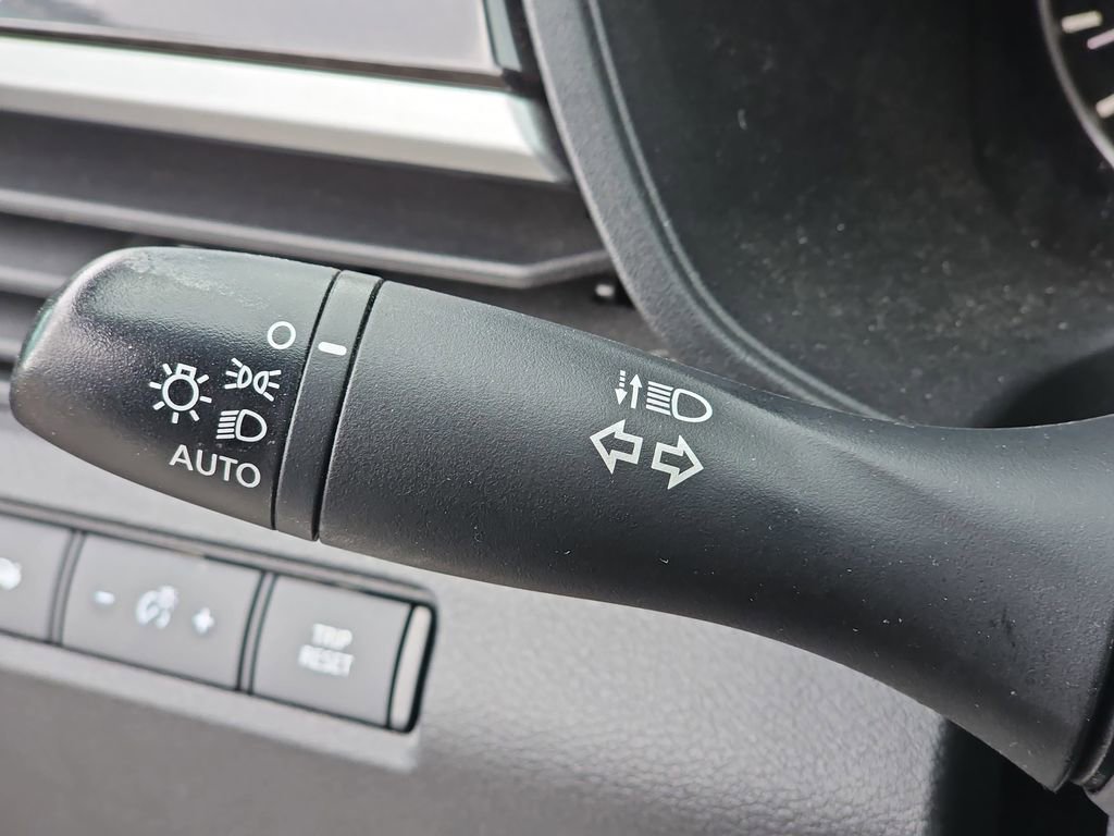 Used 2024 Nissan Altima 2.5 SR w/ SR Premium Package image 29