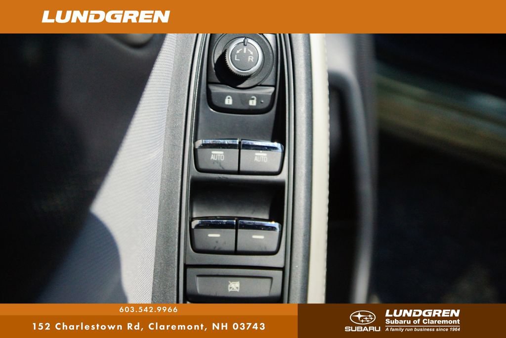 Used 2019 Subaru Forester Premium AWD/4WD image 12
