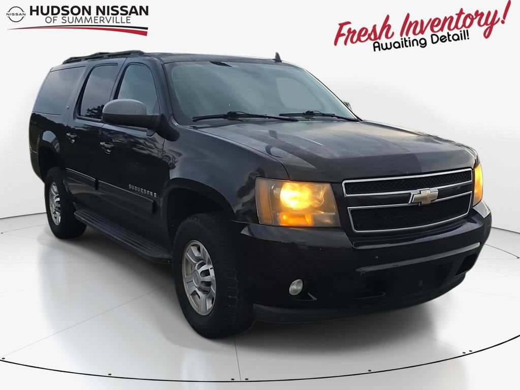 Used 2009 Chevrolet Suburban 2500 LT w/ Luxury Package RWD image 1