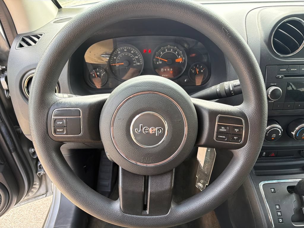 Used 2015 Jeep Compass Sport w/ Power Value Group FWD image 21