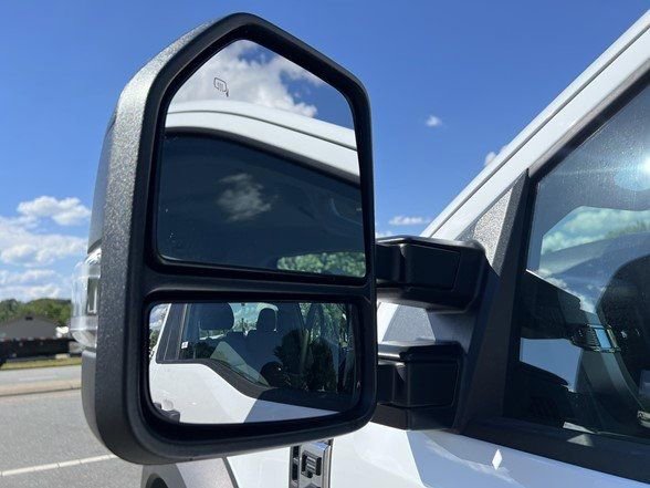 Used 2025 Ford F450 XL image 46