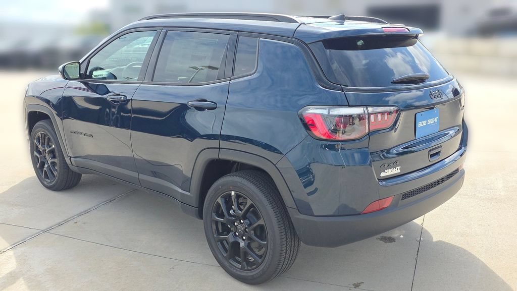 New 2026 Jeep Compass Latitude AWD/4WD image 3
