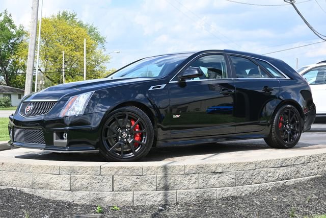 Used 2014 Cadillac CTS V RWD image 1