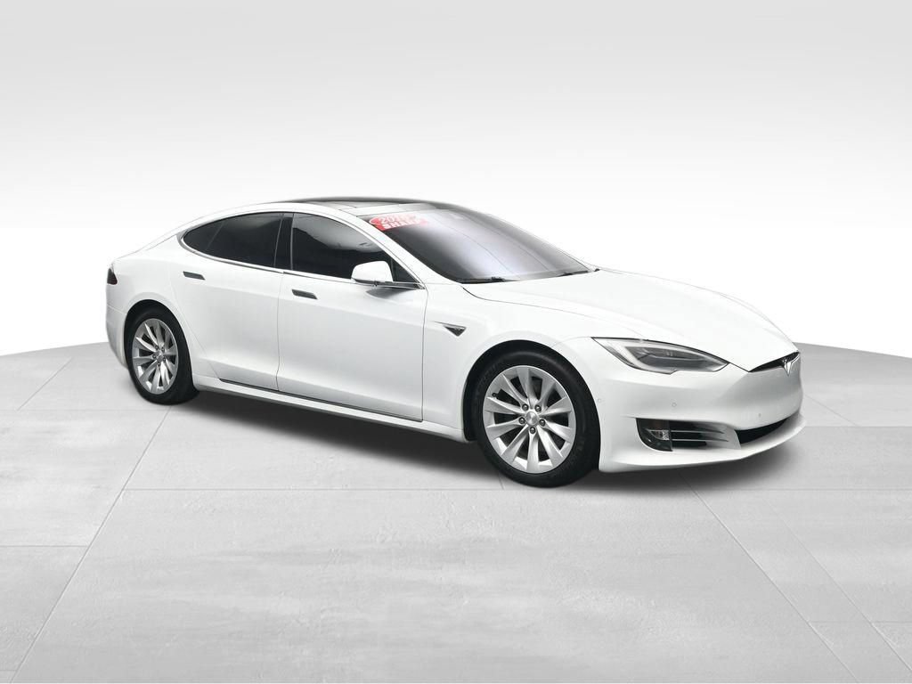 Used 2016 Tesla Model S 60D AWD/4WD image 7