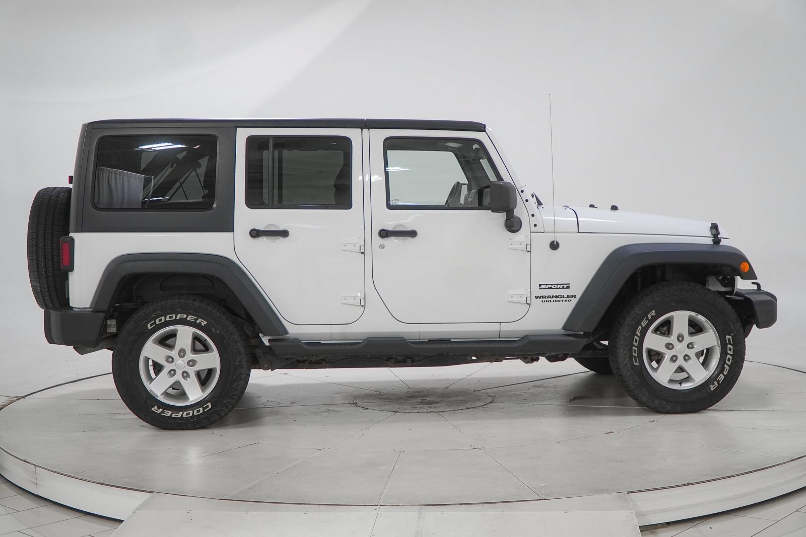 Used 2014 Jeep Wrangler Unlimited Sport w/ Quick Order Package 24S AWD/4WD image 12