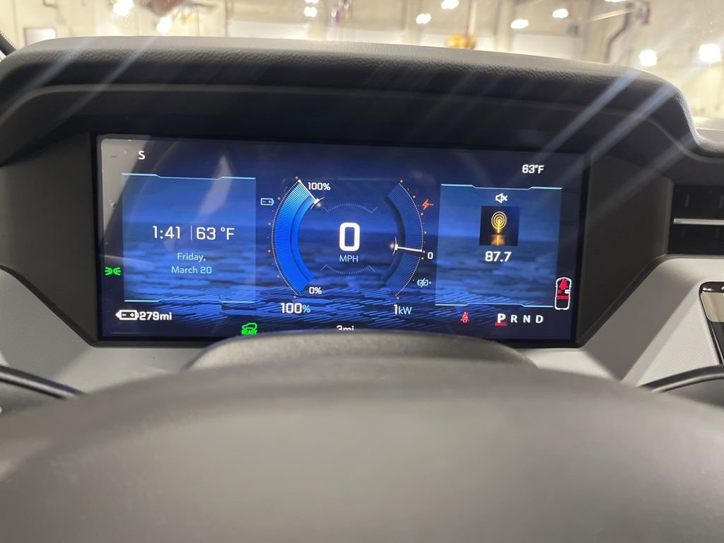 New 2027 Chevrolet Bolt RS FWD image 20