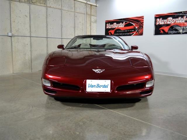 Used 2003 Chevrolet Corvette Convertible w/ Preferred Equipment Group1 image 3