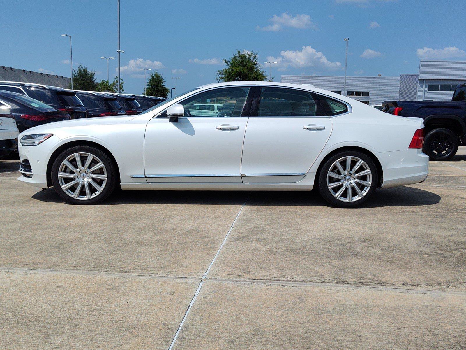 Used 2017 Volvo S90 T6 Inscription w/ Vision Package AWD/4WD image 3