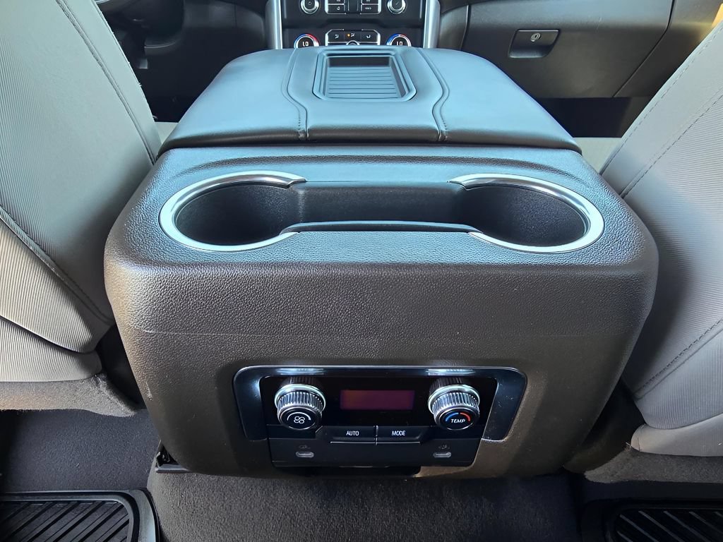Used 2022 GMC Yukon SLE w/ Gmc Pro Safety Plus Package AWD/4WD image 12