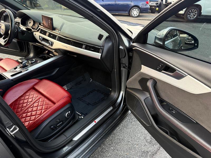 Used 2018 Audi S4 Premium Plus image 12