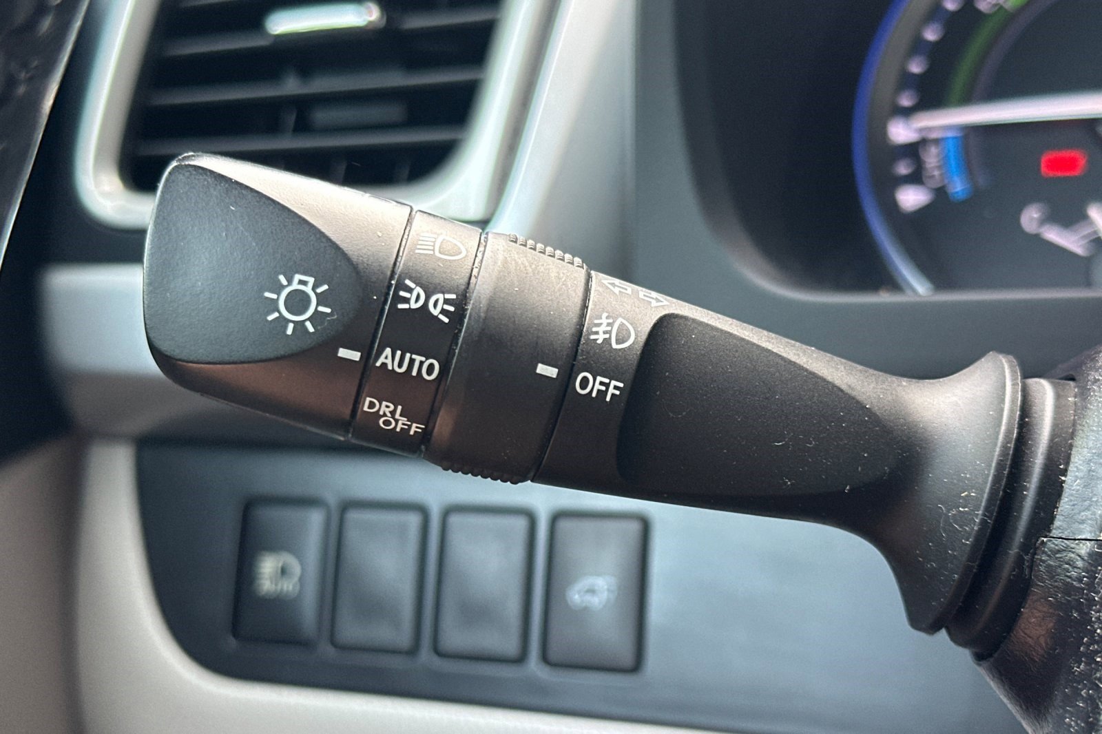 Used 2018 Toyota Highlander Limited image 33