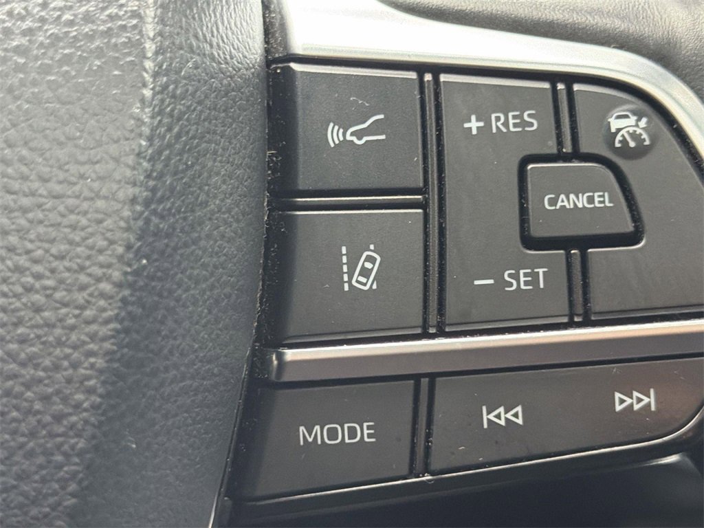 Used 2020 Toyota Highlander Platinum image 20