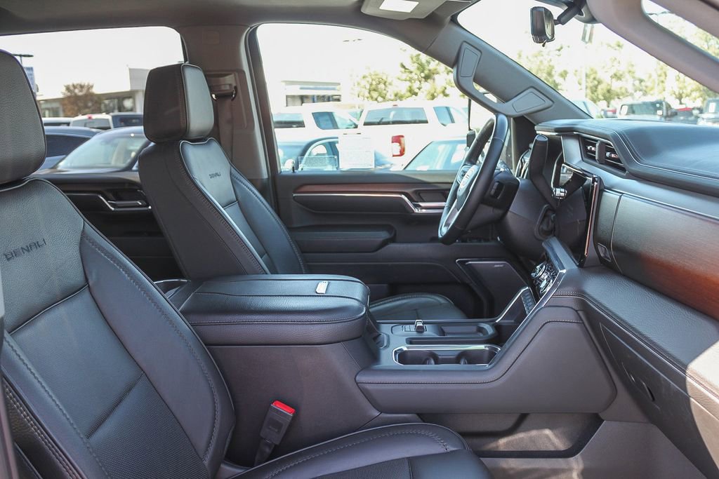 Used 2024 GMC Sierra 2500 Denali w/ Denali Reserve Package image 21