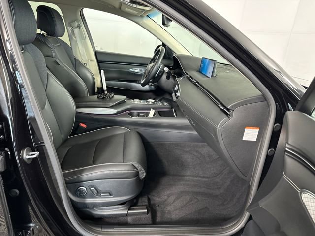 Used 2024 Genesis Electrified GV70 Advanced image 28